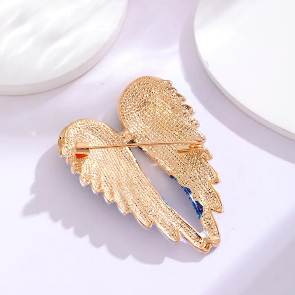 Personalized Simple Angel Wings Brooch for Women, Korean Fashion Versatile Enamel Pin, Alloy Rhinestone Brooch Accessory