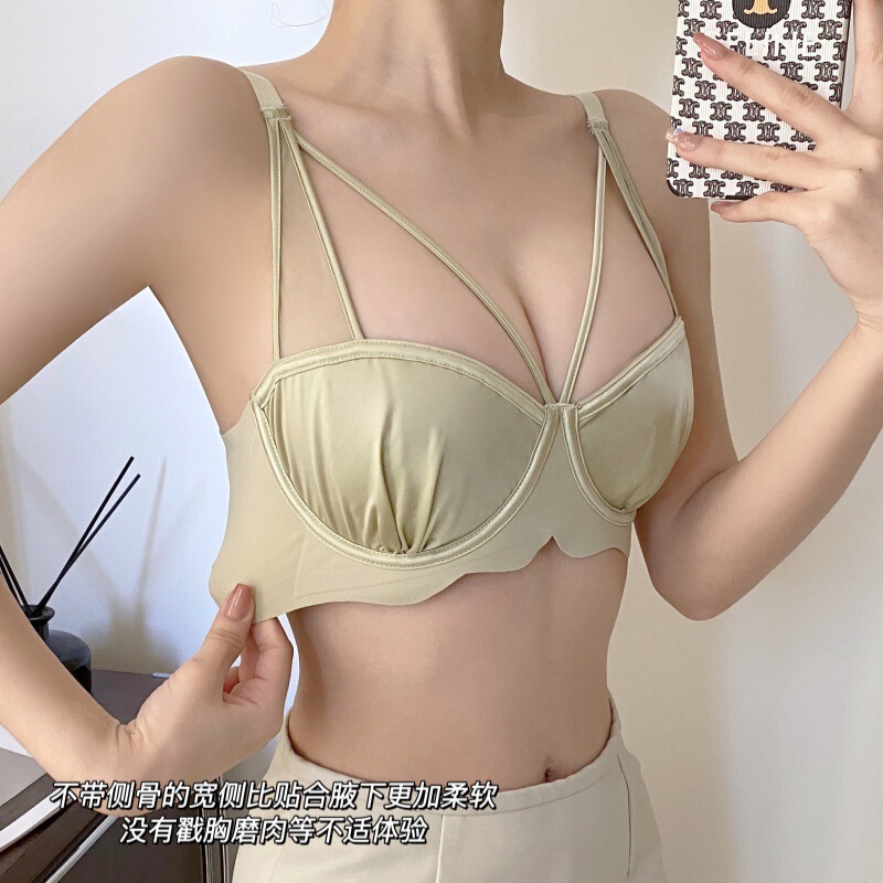 French Style Sexy Pure Lingerie Women's Light Luxury Satin Ultra-thin Cup Large Chest Small Bra French Style Sexy Pure Lingerie Women's Light Luxury Satin Ultra-thin Cup Large Chest Small Bra