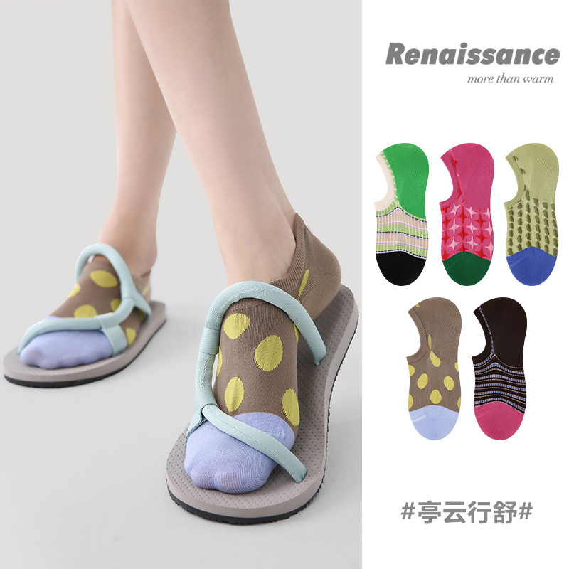 Renaissance Women's Socks, Summer Thin Solid Color Cotton Socks, Trendy Seamless Socks, Combed Cotton Retro Embossed Ankle Socks Renaissance Women's Socks, Summer Thin Solid Color Cotton Socks, Trendy Seamless Socks, Combed Cotton Retro Embossed Ankle Socks