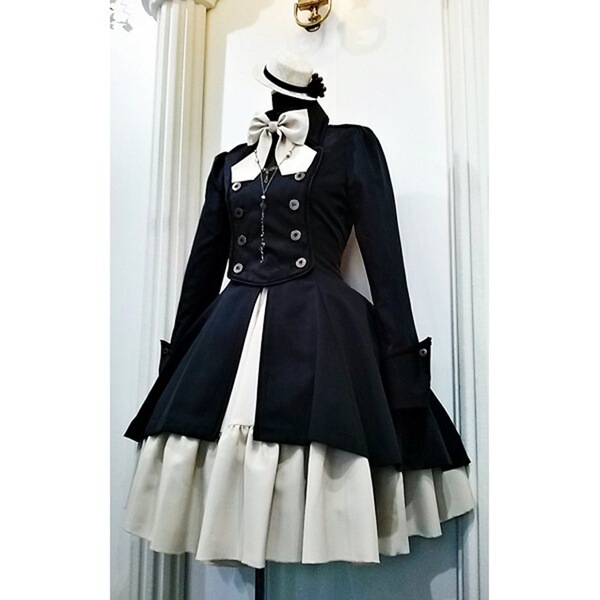 Retro long-sleeve with bow