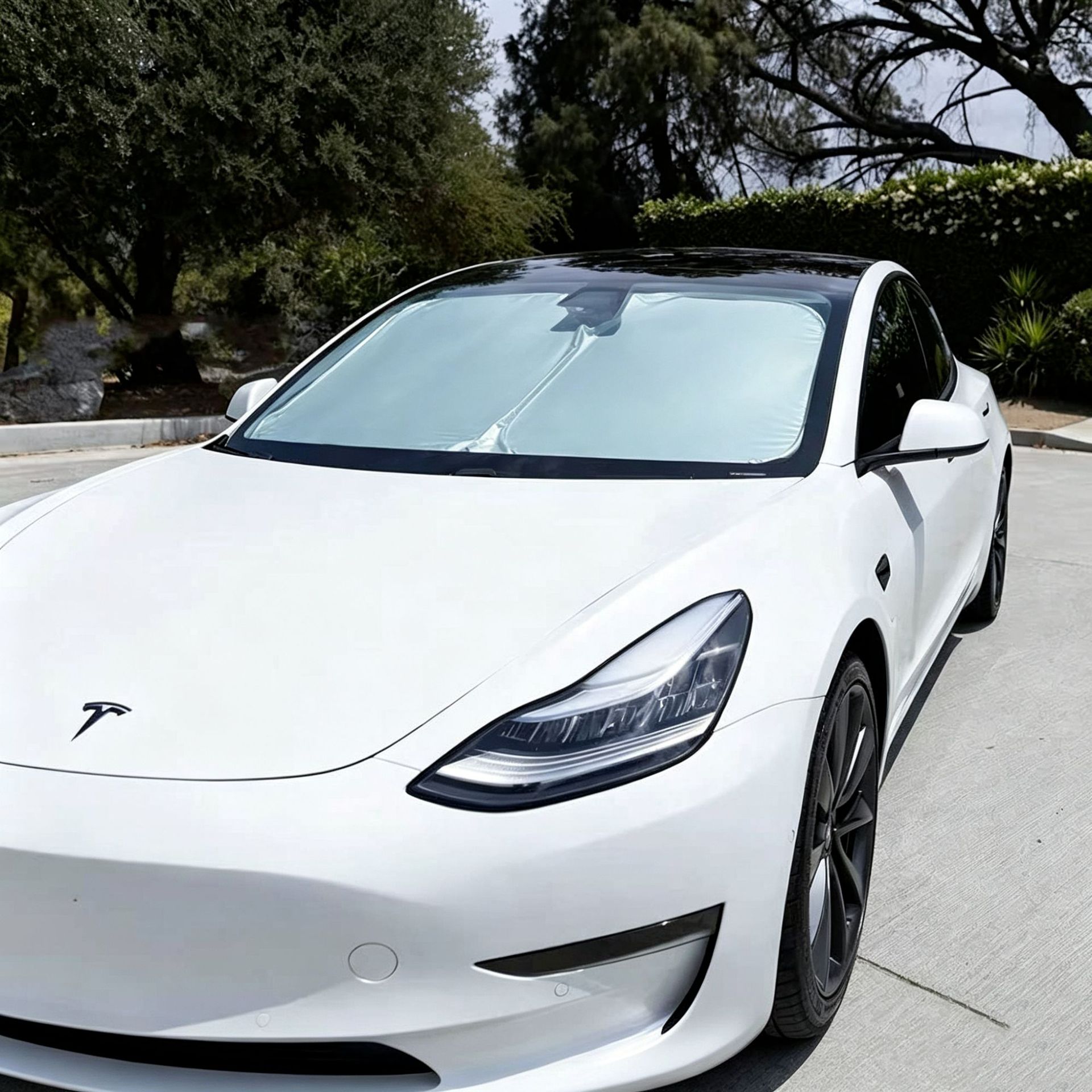 Tesla 21-26 Model 3-Model Y Special 190t Oxford Titanium Silver Sun Protection Foldable Car Sunshade