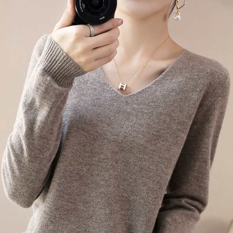 Женский свитер 2022, осенний однотонный утягивающий вязаный пуловер с v-образным вырезом и длинными рукавами, модный универсальный топ