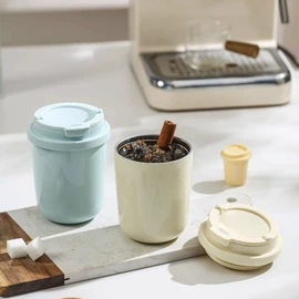 保温杯;塑料杯;吸管杯