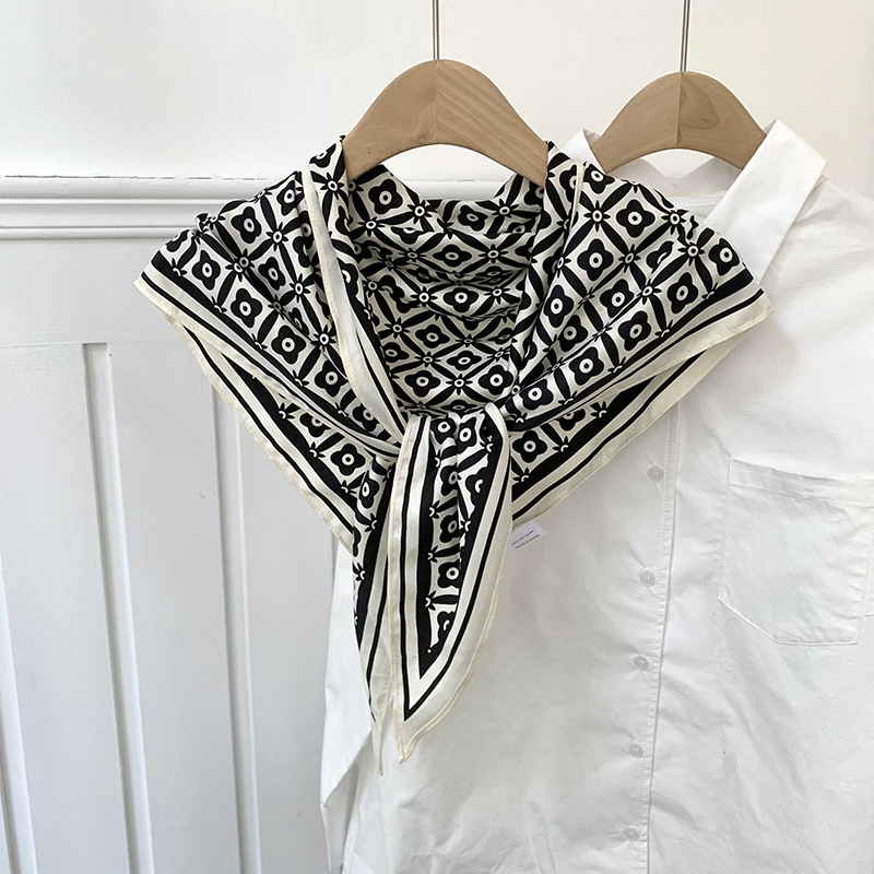 Bufanda triangular, babero, estilo fino de moda para mujer, cintura multifuncional, bufanda de seda decorativa, bufanda de línea de moda de alta gama, chal