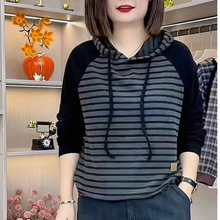 抖音爆款女士长袖2025新款妈妈中年宽松小衫中年人女士T恤长袖