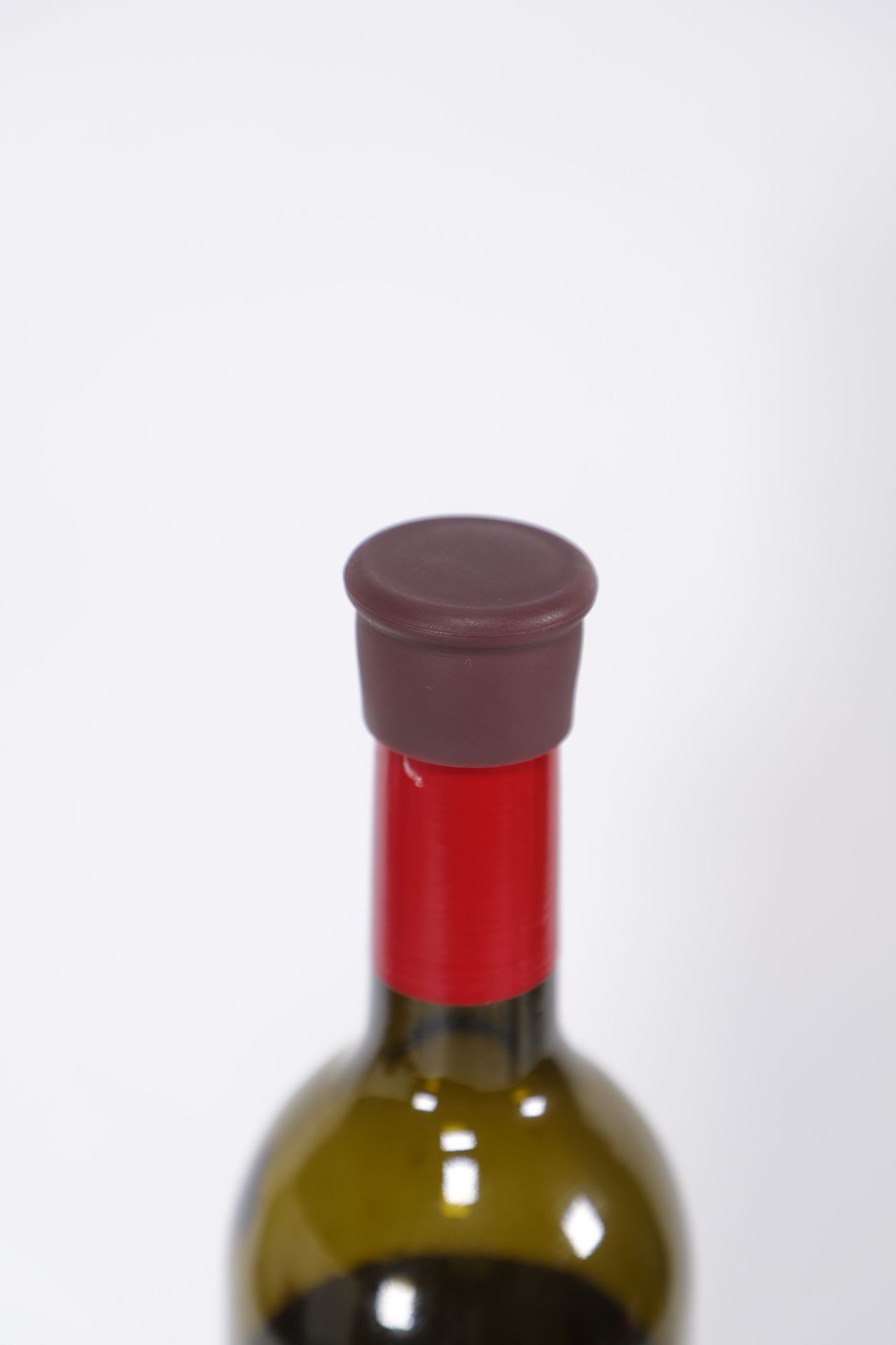 갈색 레드 와인 뚜껑