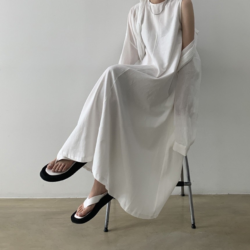 Big long dress sleevless