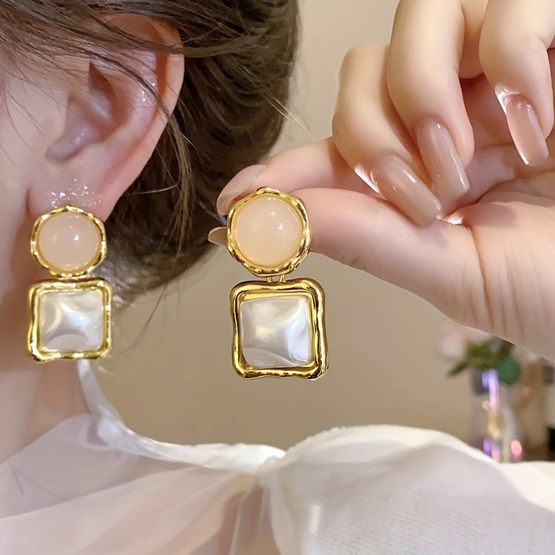 Pendientes de camelia de simulación de aguja de plata Pendientes elegantes retro francés Pendientes de todo fósforo de moda personalizada