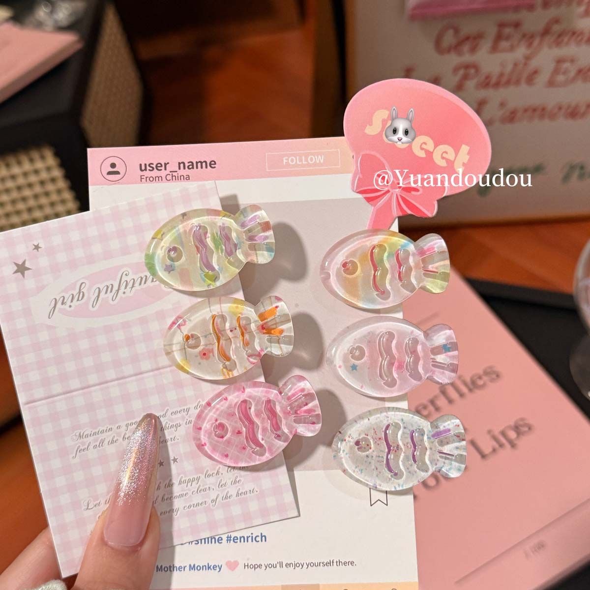 Cute transparent hairgrip