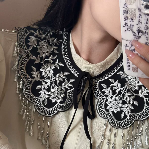 Retro Embroidered Tassel Shawl for Women, New Chinoiserie Antique Cheongsam, Han Dynasty Cloud Shoulder Niche Design Fake Collar Accessories