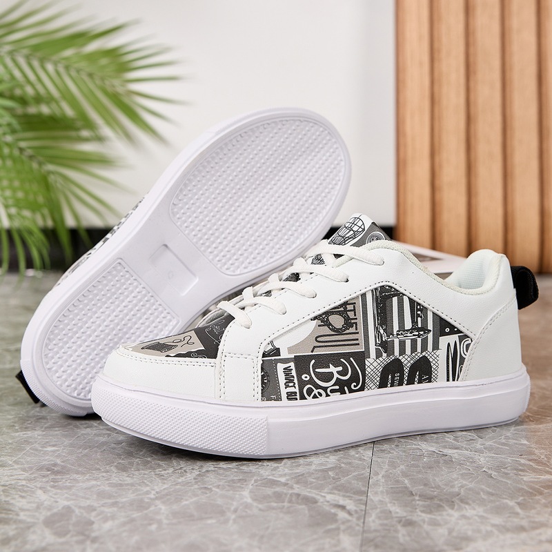 Jinjiang source factory direct supply of in-stock running shoes, breathable, trendy, fashionable, large-size casual sports shoes for young men