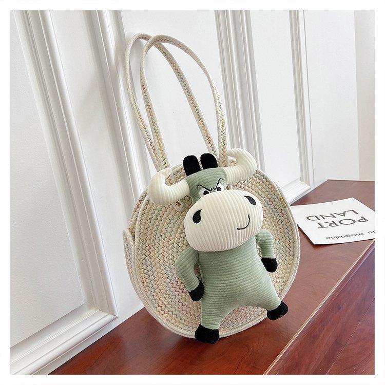 Fashion Straw Shoulder Round Bag Wholesale display picture 5