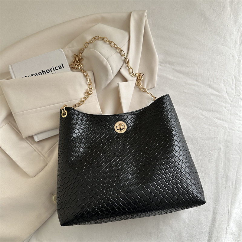 Bolsa de hombro retro de cerradura de invierno 2024 nueva combinación de cadenas de alta calidad bolso de brazo bolso