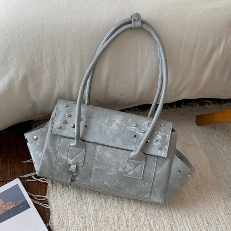 Retro Large Capacity Women's Bag 2026 New Casual Single Shoulder Underarm Bag Textured Studded Commuter Boston Bag Trendy - Thumbnail 2