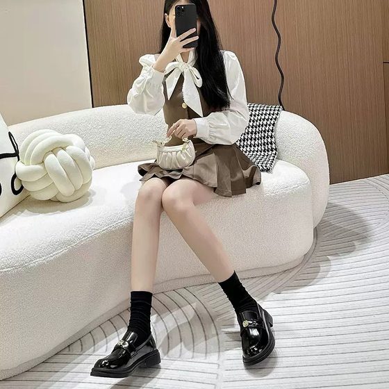Cowhide version ~ genuine leather camellia gold buckle round head one pedal thick heel loafers women's British style small leather shoes single-layer shoes