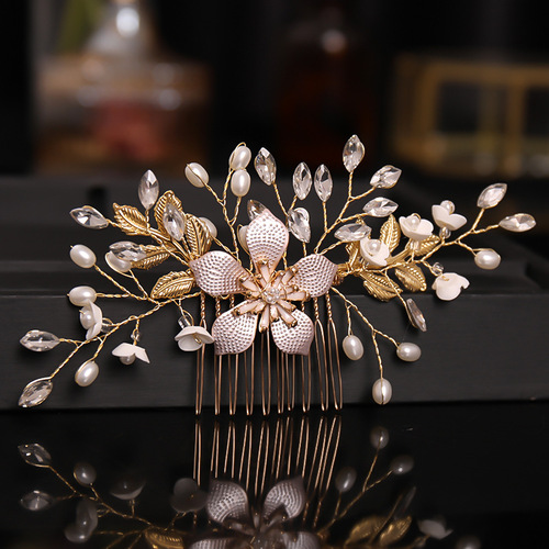Tuanming European and American bridal hair comb and hair ornaments hand-woven flower pearl comb hair accessories side hair styling accessories