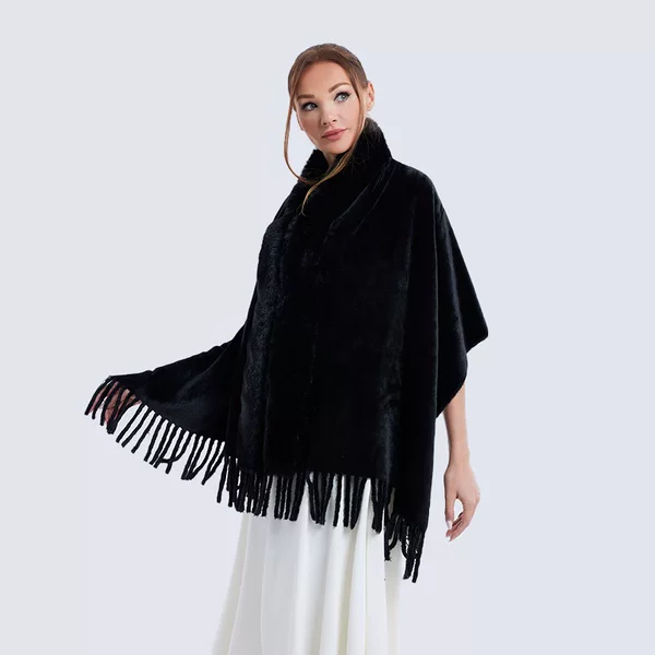 Autumn and Winter Style Shawl with Fleece Lining, Fashionable and High-End Faux Fur Thickened Cape Shawl with Tassels