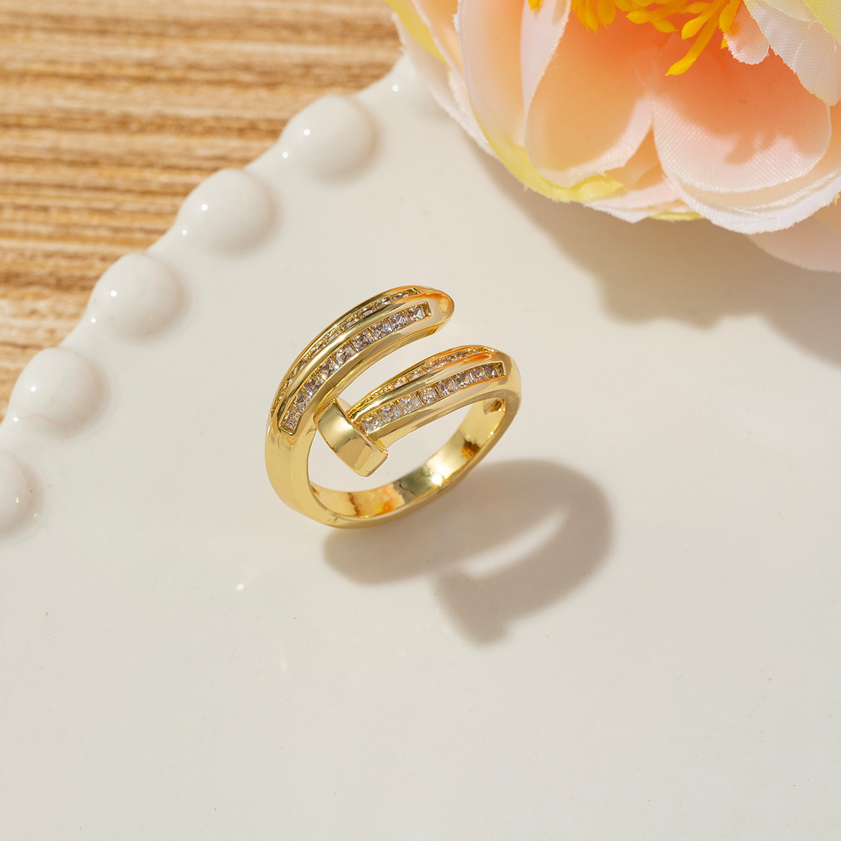 Anello da donna con cintura piena di diamanti, nuovo design di moda vintage_voghion.com