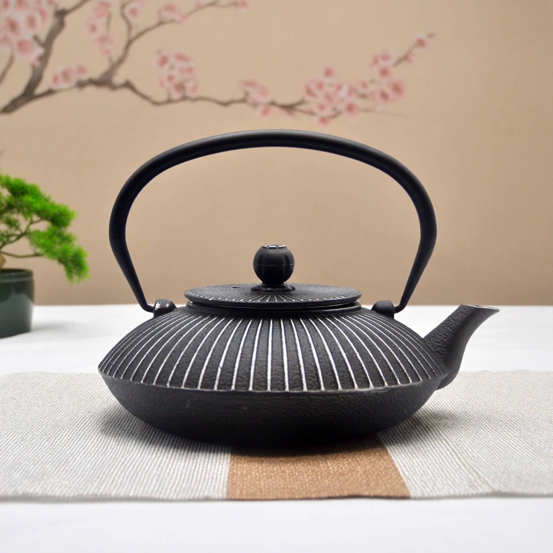 Цветной чугунный чайник с фильтром в японском стиле, чугунный чайник для заваривания чая, сохраняющий здоровье, для экспорта и дистрибуции