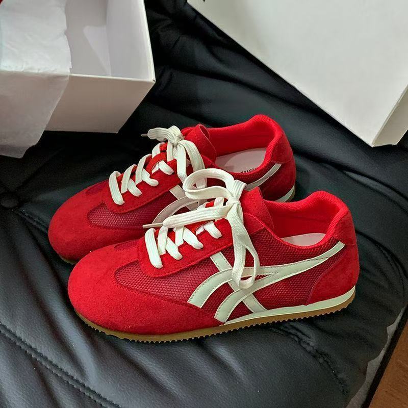 Mesh German Training Shoes for Women, New Fashionable Breathable Sneakers, Lightweight Casual Sneakers, Versatile Retro Forrest Gump Shoes for Women