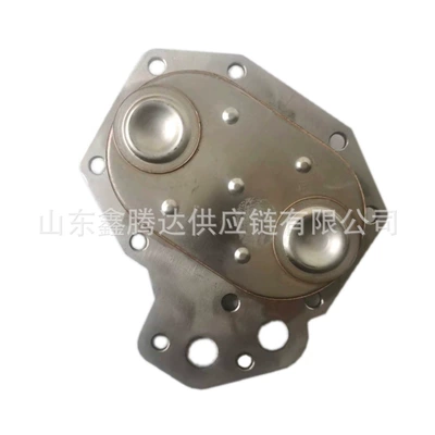 Oil Cooler 9041801065 0001802665 Is Suitable for Mercedes-Benz Engine Commercial Vehicle Radiator