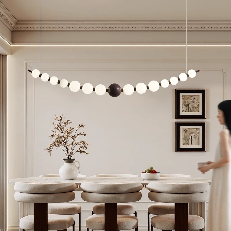 Lámpara de collar bar chandelier restaurante creativo estilo antiguo simple mesa de comedor diseño francés principal medieval comedor moderno bola