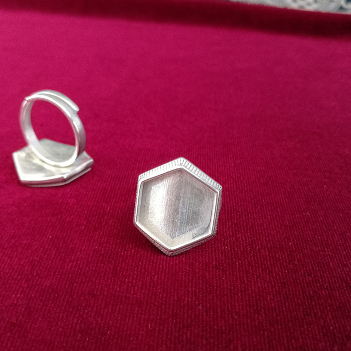 贵州苗族手工饰品苗绣配件 苗银diy戒指空托底托镶嵌绣片戒托金华|undefined