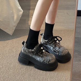 ��ט���ЬŮ2025�����¿�С���OӋ���^�ɸ�Ь��z�q�ٴ���چ�Ь