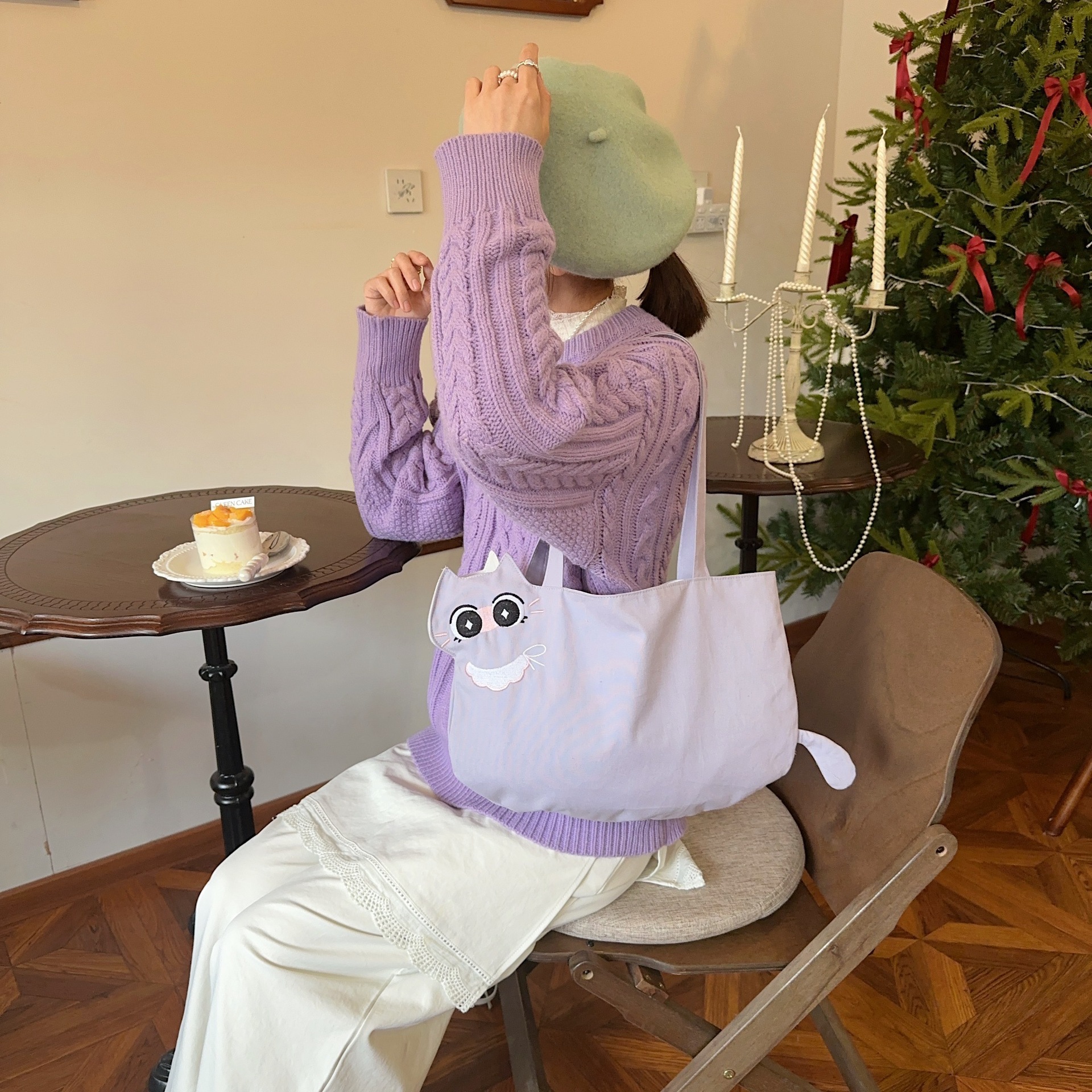 Women's Canvas Cat Cute Square Open Tote Bag display picture 5