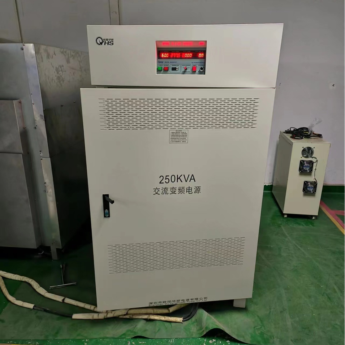 ŷ����˹����250KVA��Ƶ��Դ���������ܿڣ����480V 60HZ