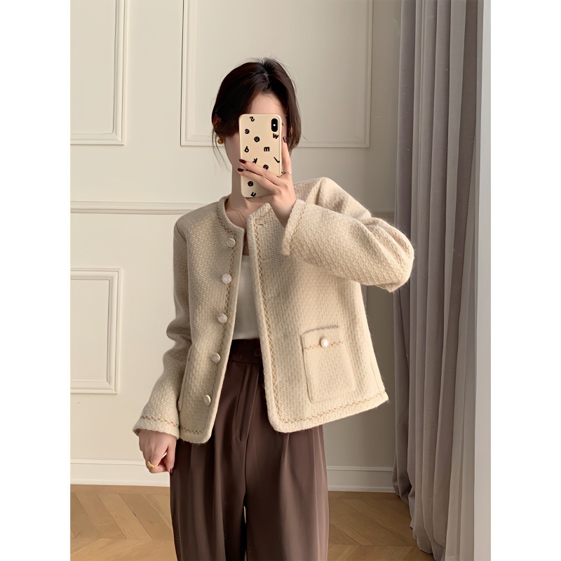 French Style Chanel Style Coat Women's Early Spring and Autumn 2024 New Style Elegant Tweed Short Top for Small Men