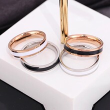 ���P䓽�ָŮ���s���Ժڰ�ɫ������z���õ���ʳָ����Hβ��