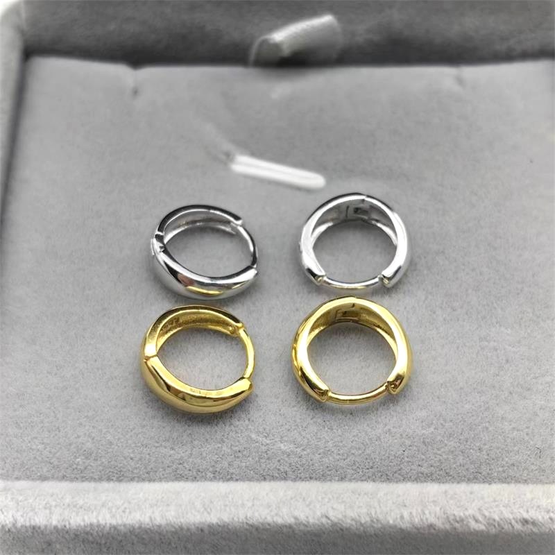 4g Weight 925 Sterling Silver Ear Needle Material Hoop Earrings Classification 1 Pair Quantity Holiday, Daily Occasion 925 Sterling Silver Material Geometric, Solid Color Pattern Women's Gender Simple Style Style 1 Pair 925 Sterling Silver Geometric Solid Color Hoop Earrings 6