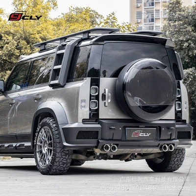 Big Surrounded Rover Defender Modified Xingtu Wide-Body
