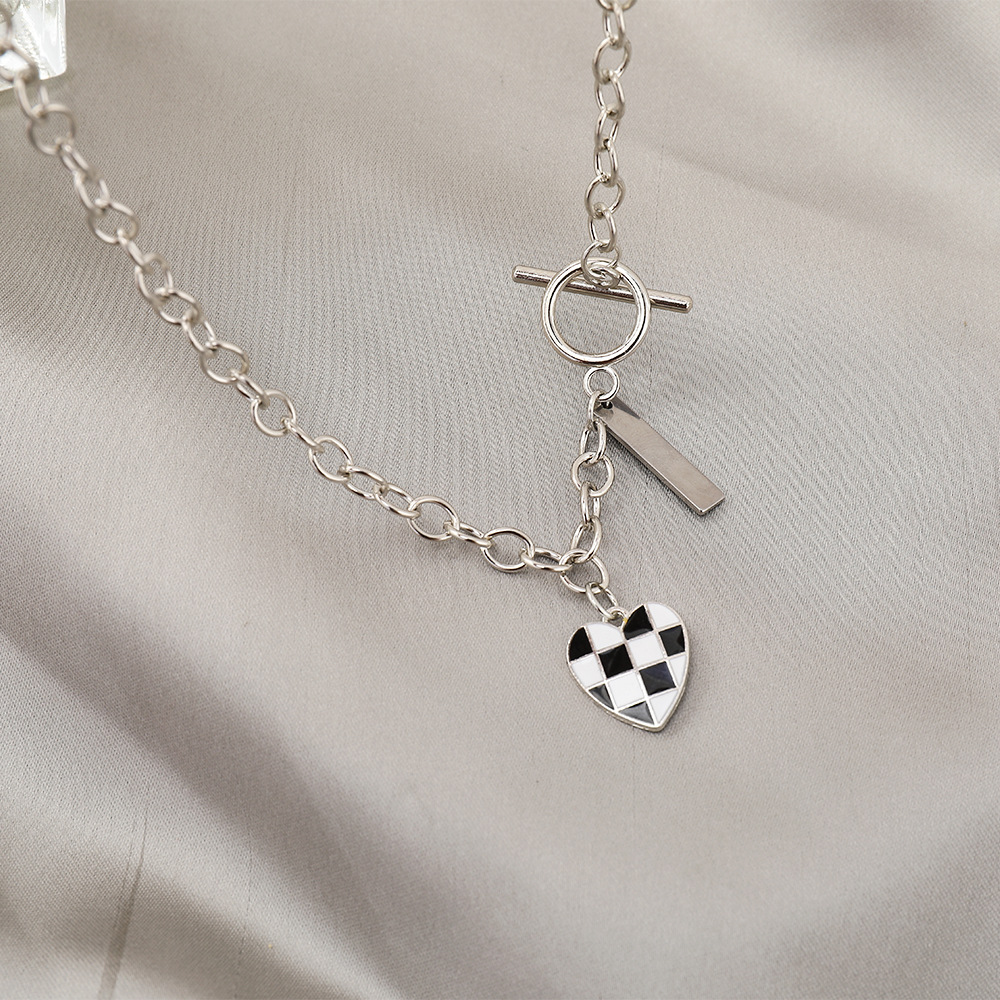 Simple Creative Interlocked Clavicle Chain Heart Shape Pendant Love Letter Tag Necklace
