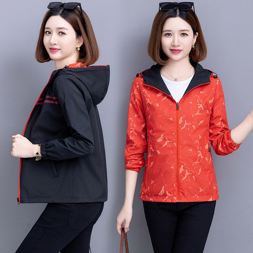 Two-sided hooded outdoor windproof and waterproof cardigan jacket for women—spring and autumn, suitable for middle-aged moms.
