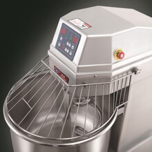 新南桥港诚牌和面机食品加工面食制作面包坊130型双动双速和面机