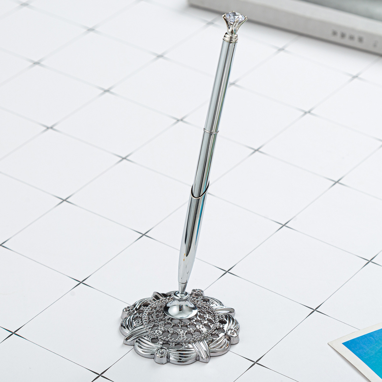 Pluma de mesa de diamante en stock bolígrafo de diamante al por mayor Banco Hotel contador pluma imprimible logotipo pluma de diamante pluma de mesa