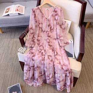 Deformation strategy plus size women's chubby girl French V-neck floral A- line dress waist slimming mid-length skirt 2024 new