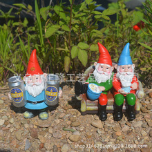 ins风喝啤酒老人摆件沙发老人雕像小矮人花园精灵雕塑树脂装饰品