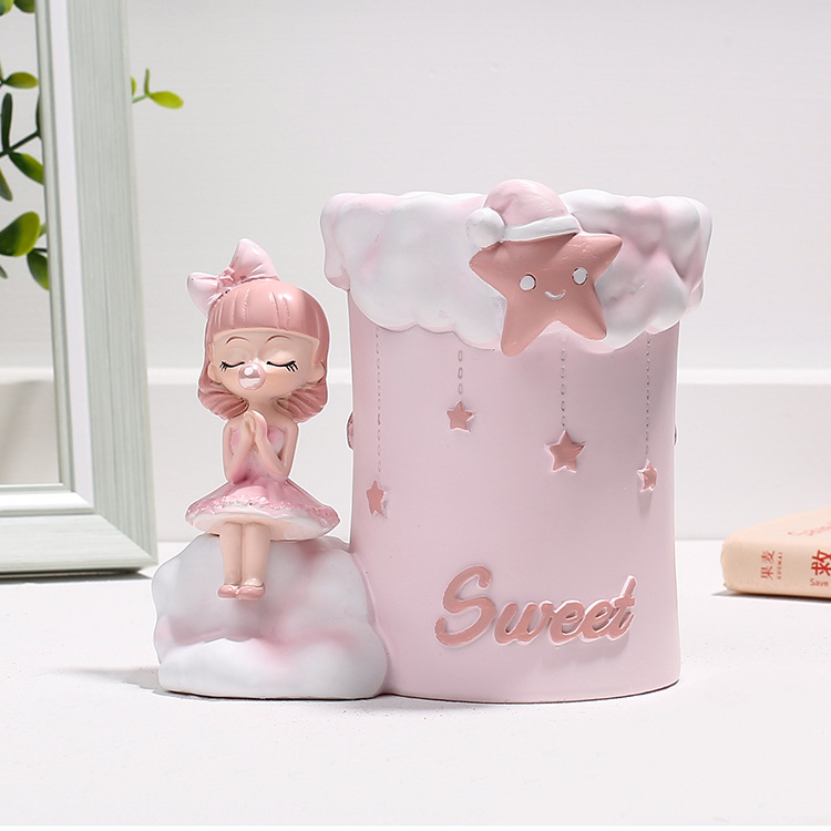 Simple Style Cartoon Character Letter Star Synthetic Resin Pen Holder display picture 5