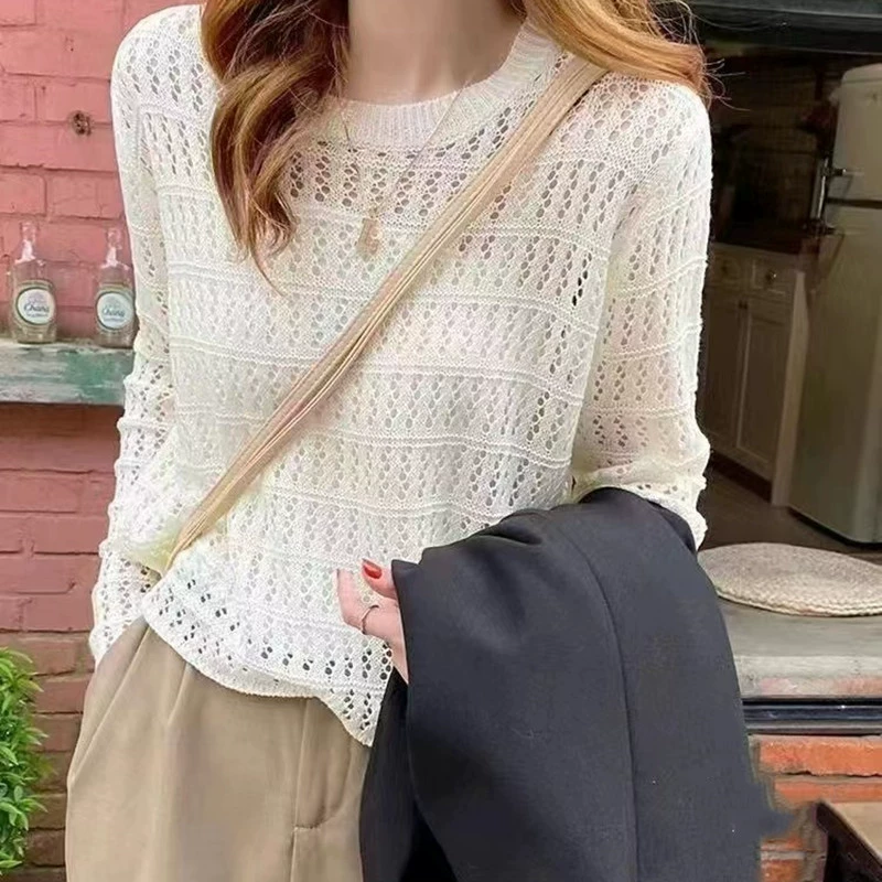 2025 свободный тонкий верхний свитер тонкая нижняя рубашка с длинными рукавами модный трикотаж с вырезами женский весенний новый стиль