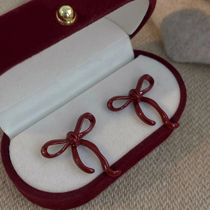 Temperament Hong Kong Style Ankora Red Bow Earrings Women's 2024 New High-end Earrings Niche Design Ear Accessories