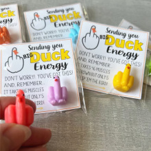 �羳���NFunny middle finger duck lucky charm gift��ָ���Y��