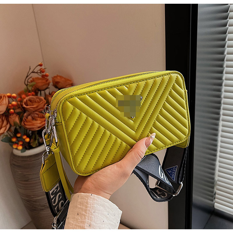 Bolso de hombro transfronterizo tendencia de la moda femenina tira de rombos bolso cuadrado pequeño casual todo-fósforo sentido de alta gama bolso de mensajero de estilo europeo y americano