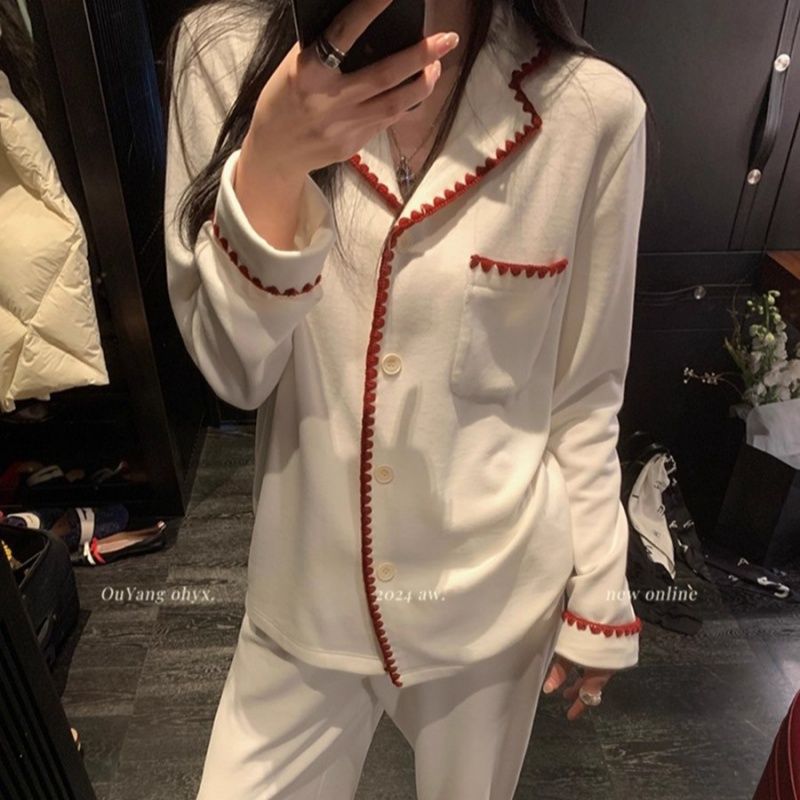 Al por mayor transfronterizo media luna juego de pijamas de terciopelo nuevo cardigán de otoño y invierno para mujeres con ropa de hogar cálida de manga larga