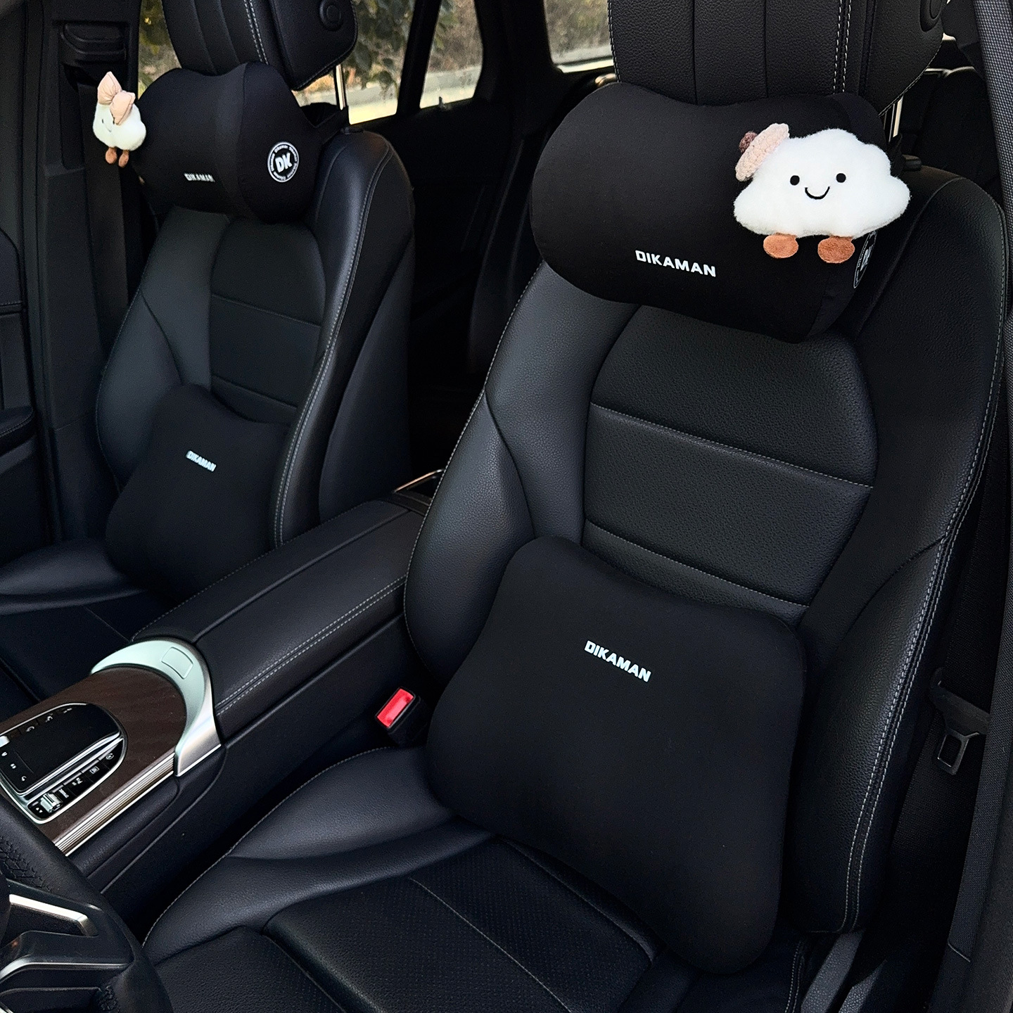 Car Neck Pillow, Cute Cloud-Shaped Headrest, a Pair of Car Pillows, Cartoon Car Interior Creative Decoration, Suitable for All Seasons