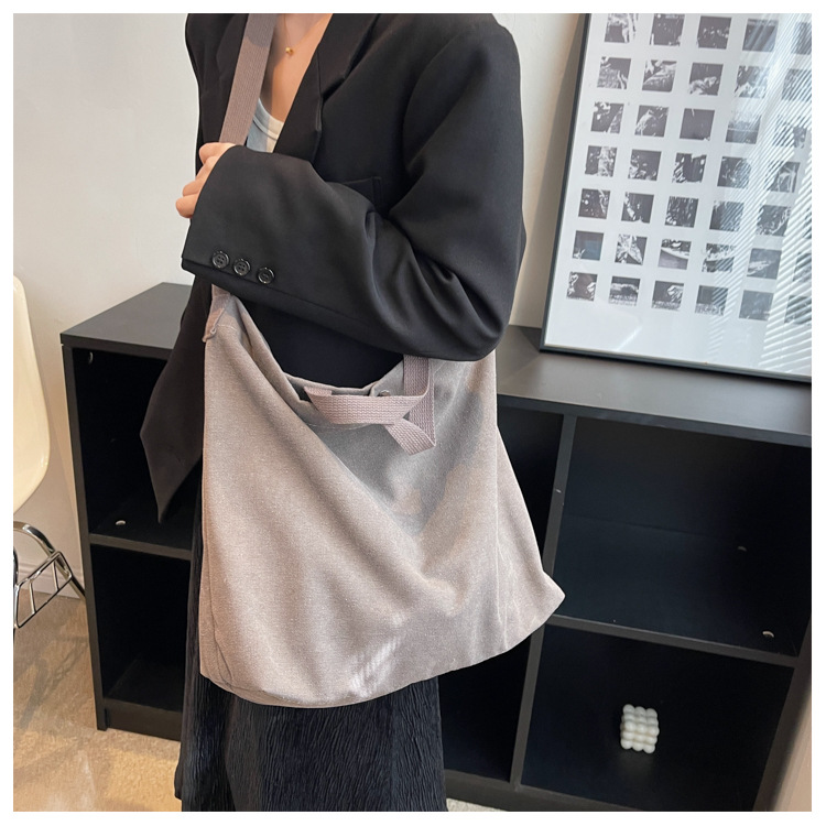 Women's Canvas Solid Color Basic Square Zipper Shoulder Bag display picture 7