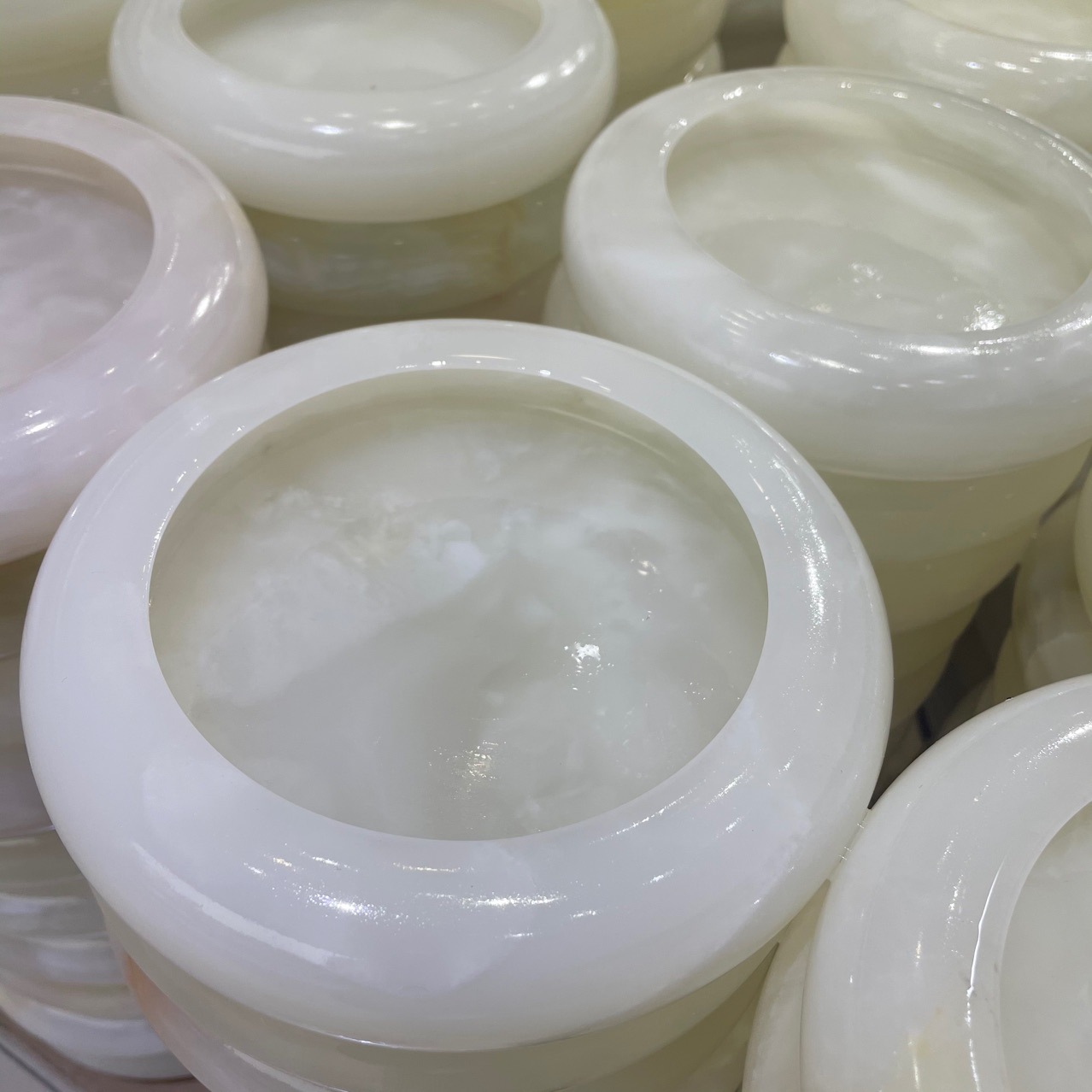 돌 재떨이 백옥 크리에이티브 홈 거실 장식 장식품 선물 운푸 아프가니스탄 옥 공예품