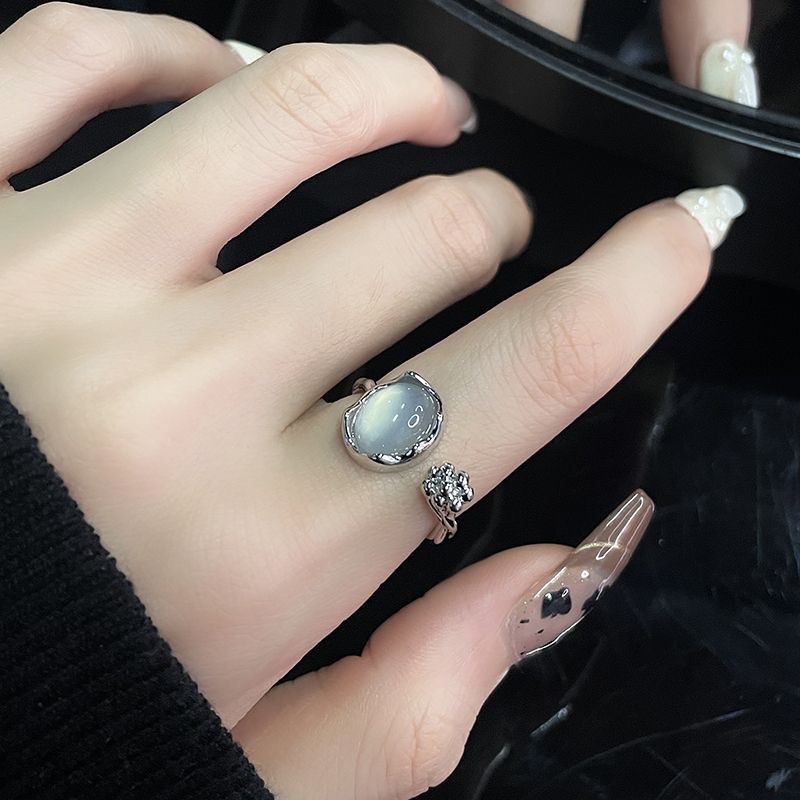 Oval Pattern Casual Simple Style Oval Alloy Plating Inlay Artificial Gemstones Women's Rings Bracelets